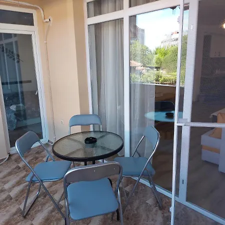 Apartamento Мираж Kazanlŭk